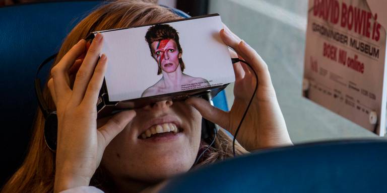 david bowie virtual reality