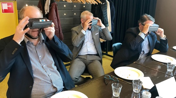 VIRTUAL REALITY DUUR? WELNEE! HET IS NU BETAALBAAR EN TOEGANKELIJK